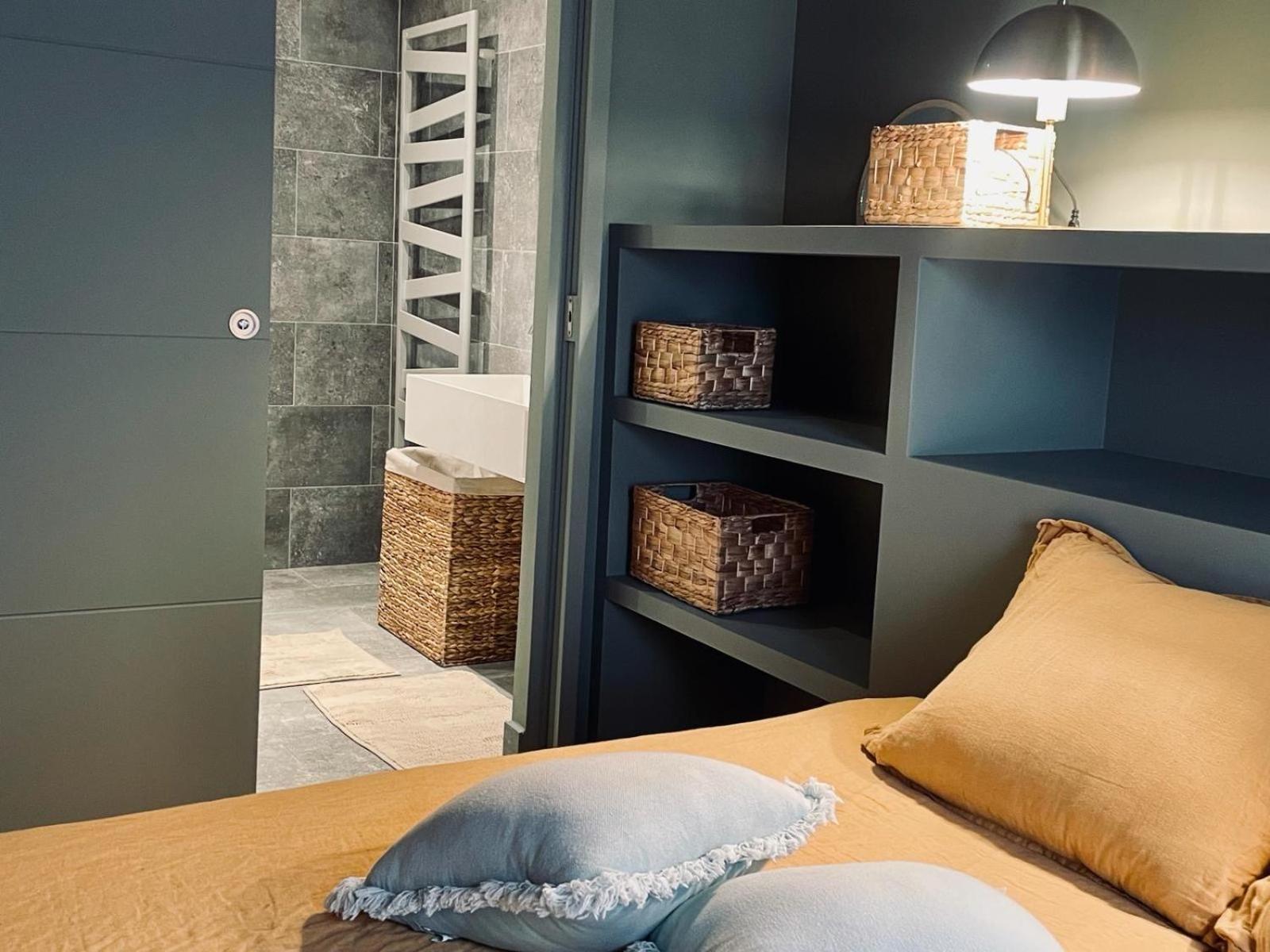 Chambre Dans Maison De Ville Avec Piscine Et Garage En Centre Ville Montpellier Buitenkant foto